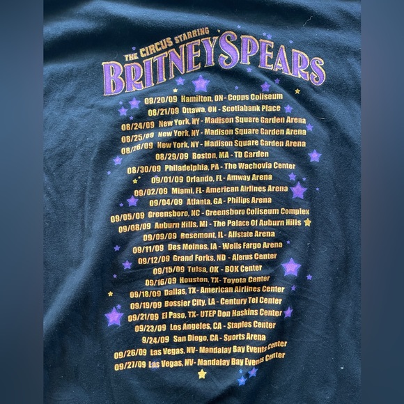 Britney Spears Circus Tour 2009 Shirt - Picture 3 of 4